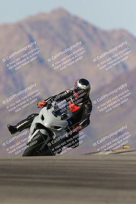 media/Dec-10-2023-SoCal Trackdays (Sun) [[0ce70f5433]]/Turn 9 (130pm)/